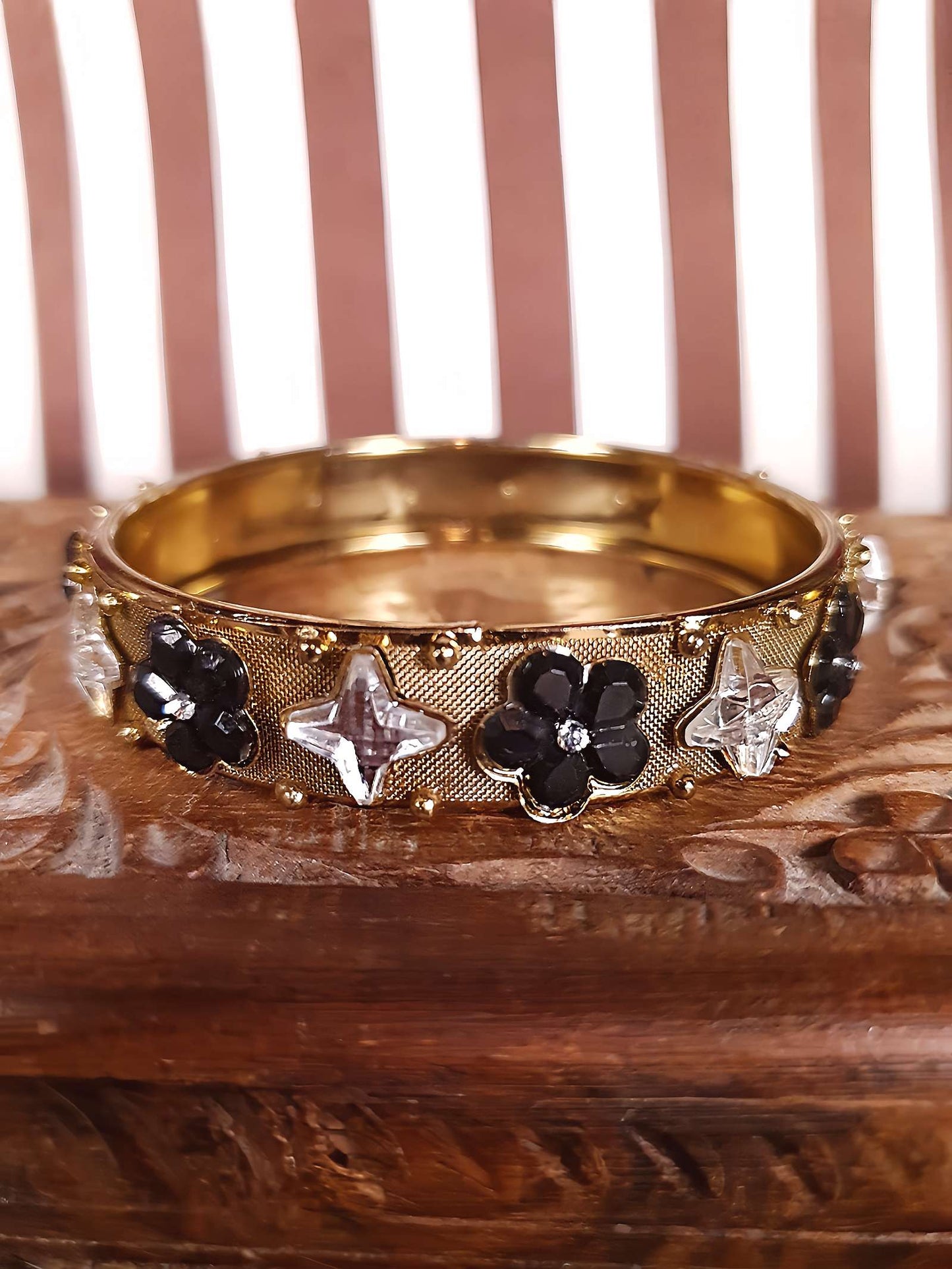 Vintage Rhinestone Mesh Bangle Bracelet 1960s Flower Floral Retro Glam Gold Tone