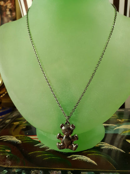Vintage 1970s Teddy Bear Necklace 20" Silver Tone Pendant Retro