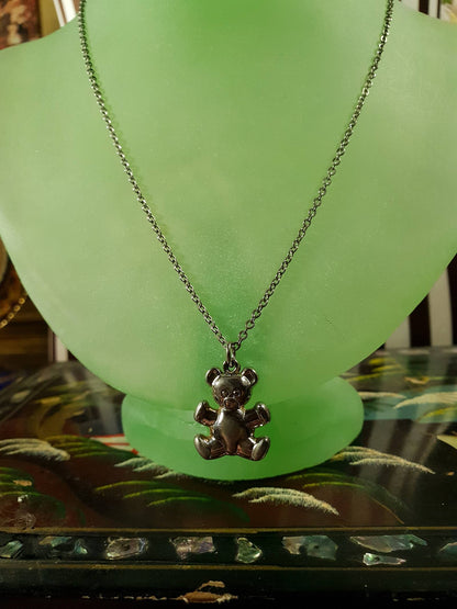 Vintage 1970s Teddy Bear Necklace 20" Silver Tone Pendant Retro