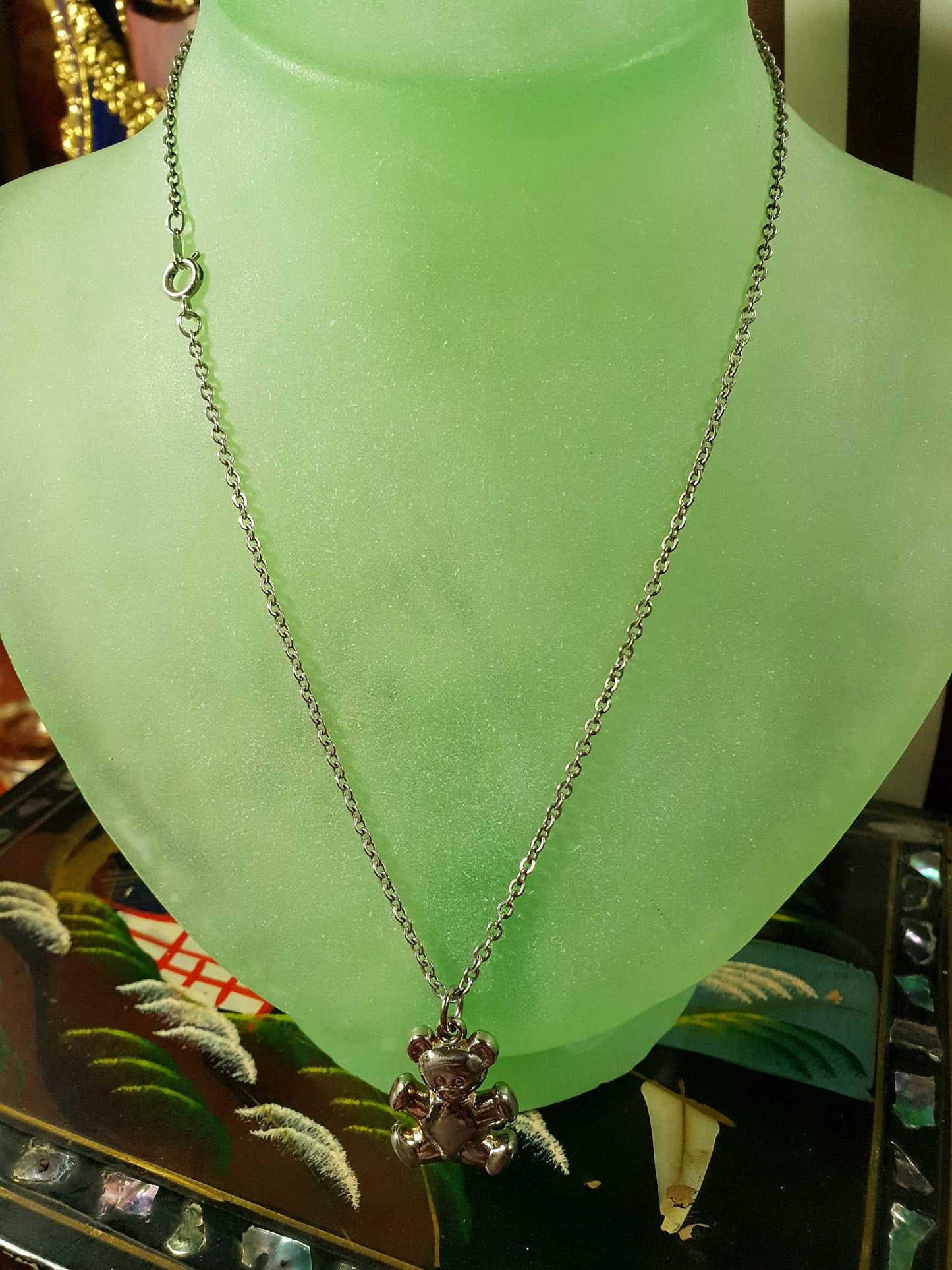 Vintage 1970s Teddy Bear Necklace 20" Silver Tone Pendant Retro