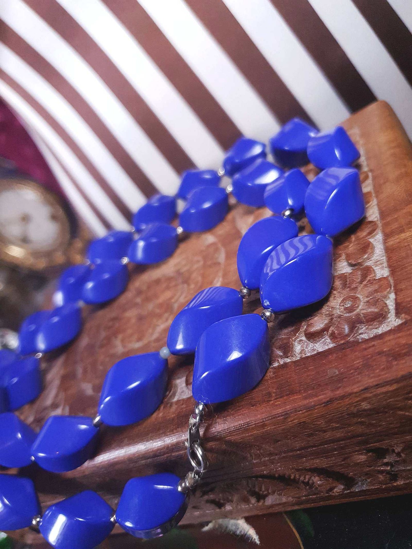 Vintage 1960s Purple Bead Necklace 29" Retro