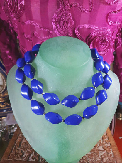 Vintage 1960s Purple Bead Necklace 29" Retro