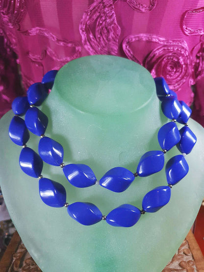 Vintage 1960s Purple Bead Necklace 29" Retro