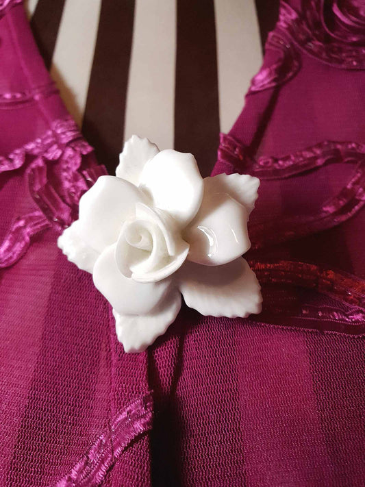 Vintage 1960s White Porcelain Rose Brooch Floral Flower English Ceramic