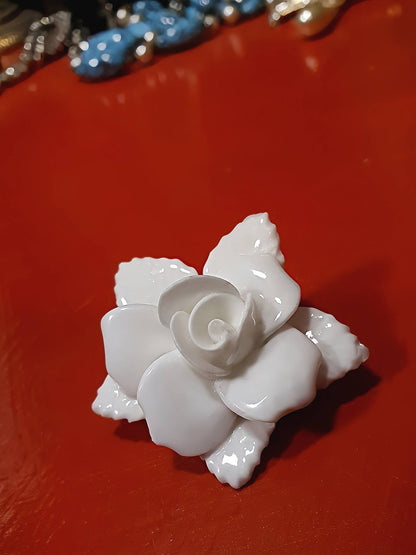 Vintage 1960s White Porcelain Rose Brooch Floral Flower English Ceramic