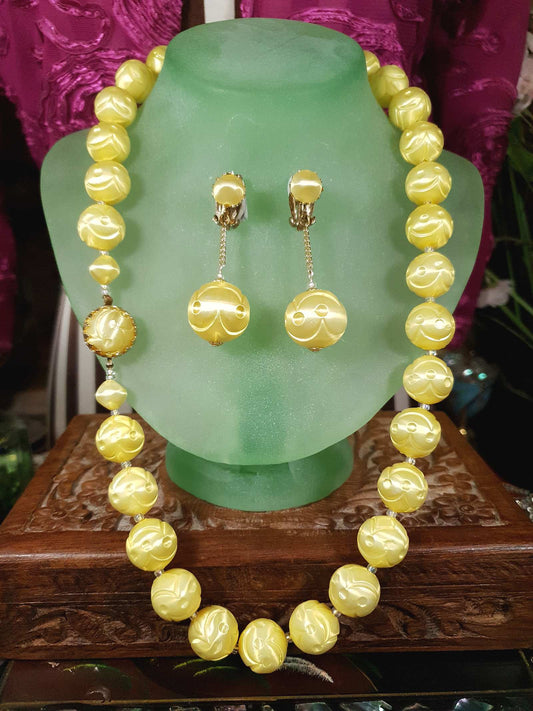 Vintage 1950s Yellow Bead Necklace Earrings Set Demi Parure - Signed Japan