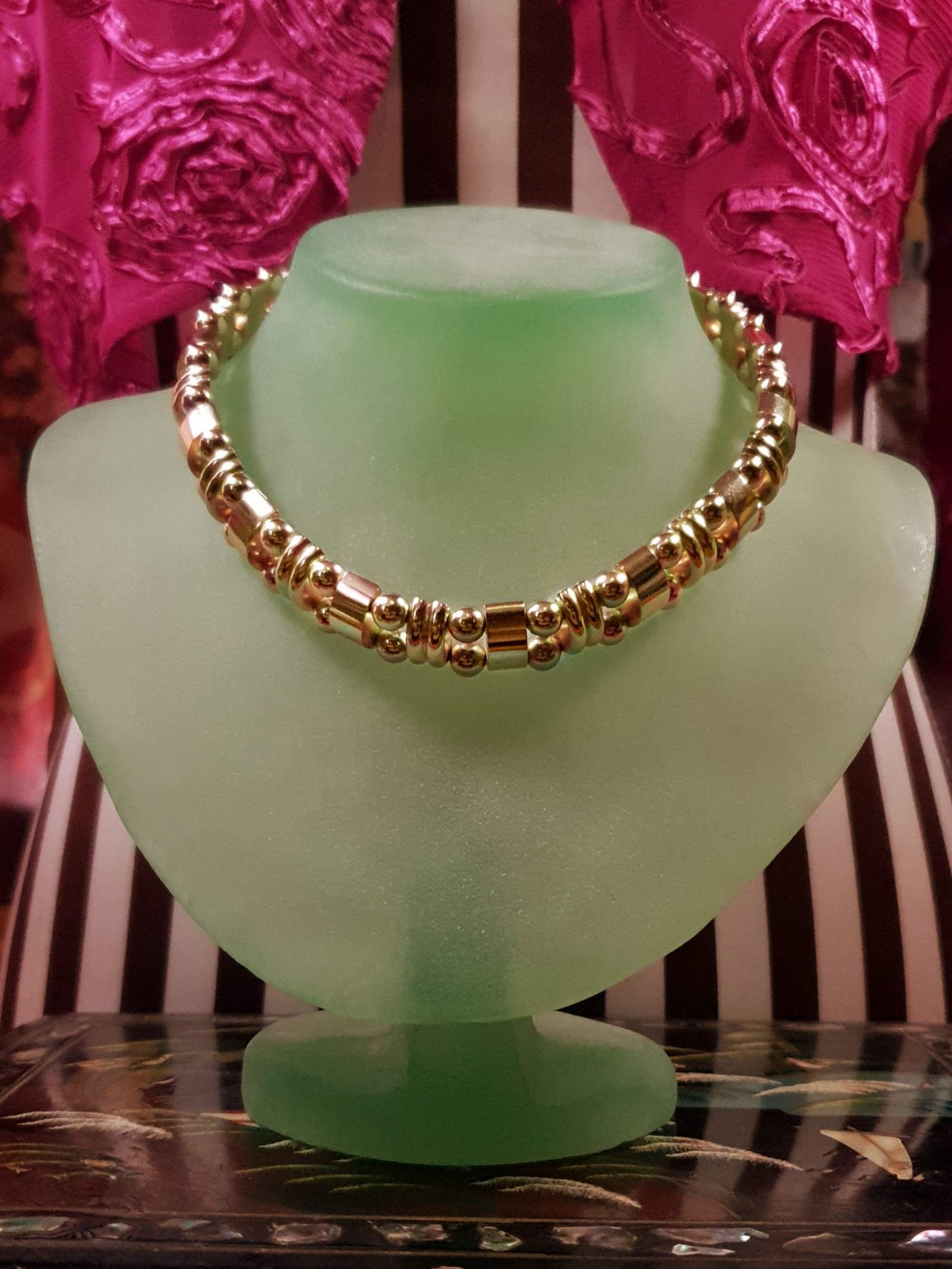 Vintage 1970s Choker Necklace 14" Modernist Gold Tone Retro - Rare