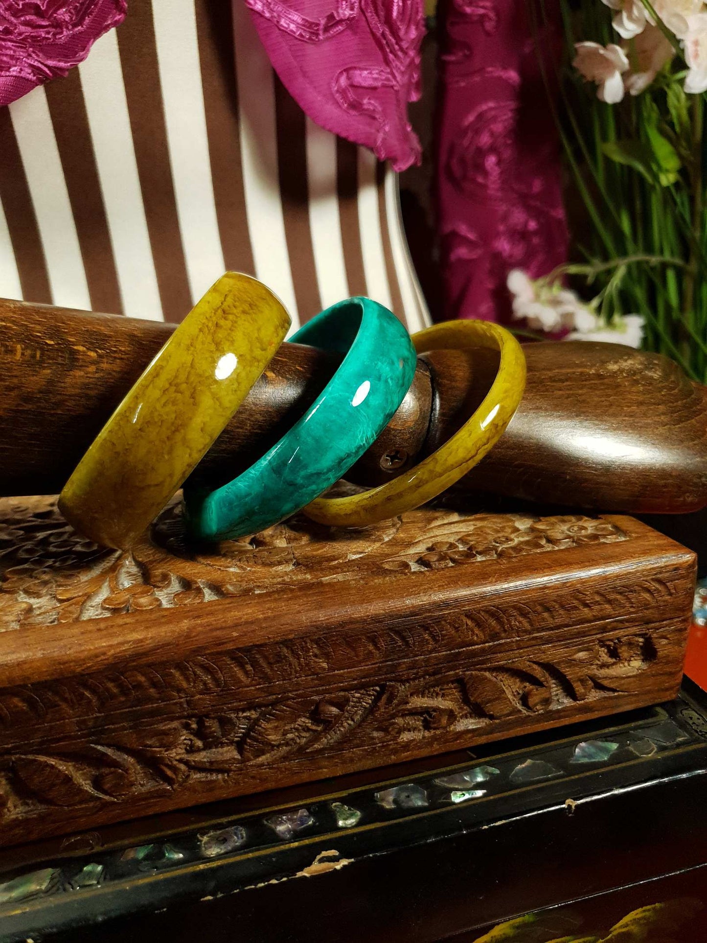 Vintage 1970s Marbled Resin Bangles Green Turquoise Bracelet Set Of Three Retro