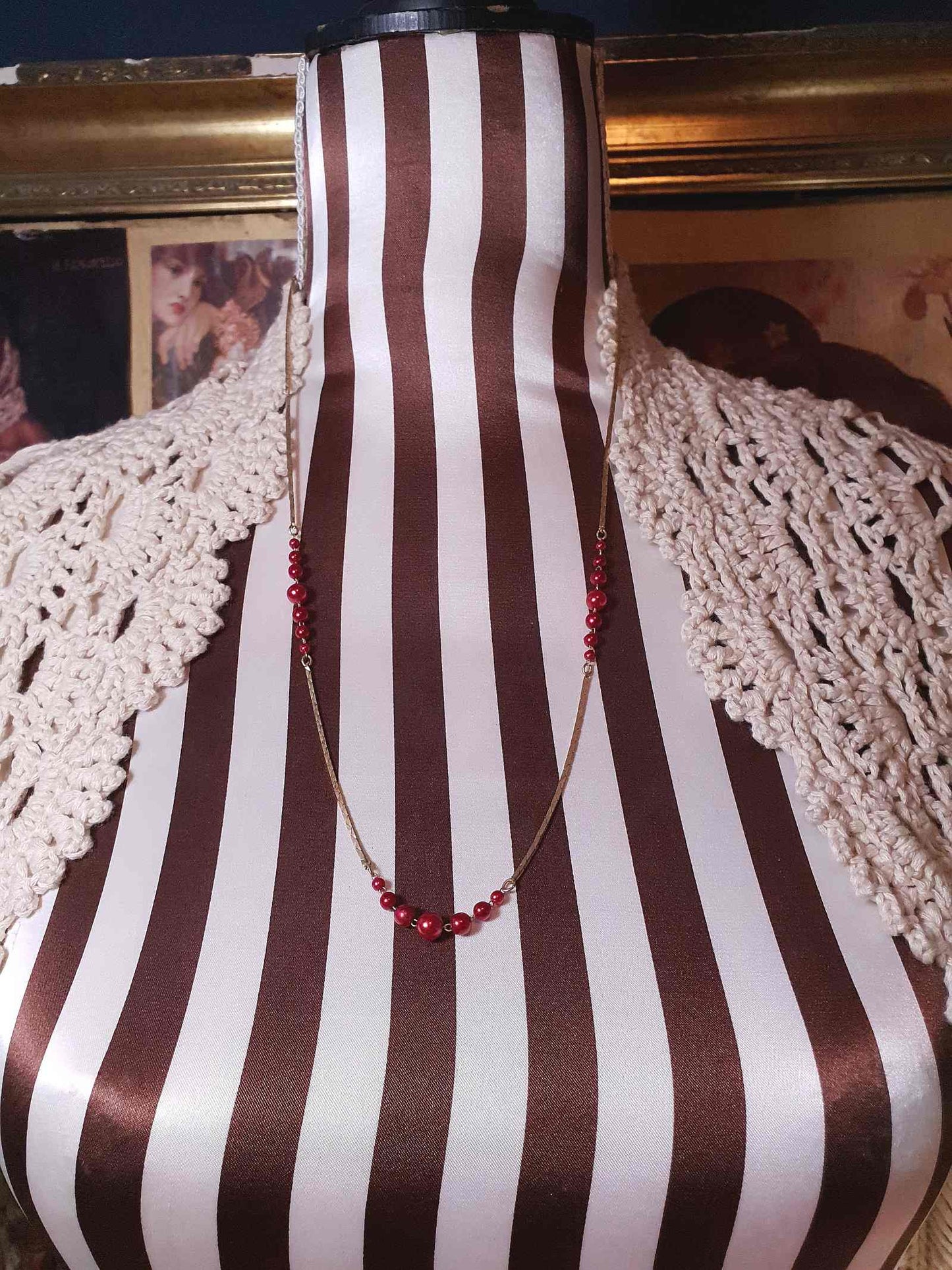 1970s Vintage Red Faux Pearl Necklace Retro Snake Chain