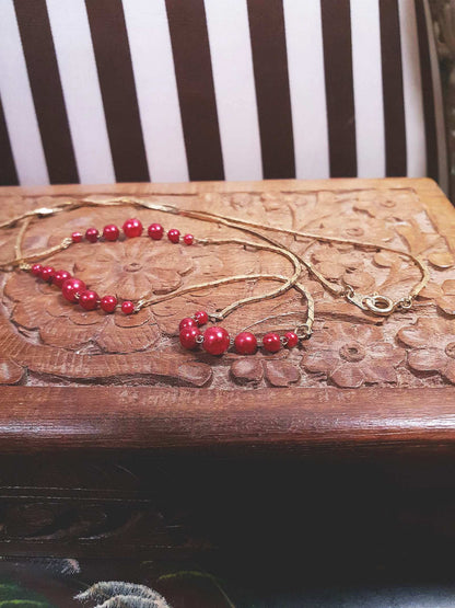1970s Vintage Red Faux Pearl Necklace Retro Snake Chain