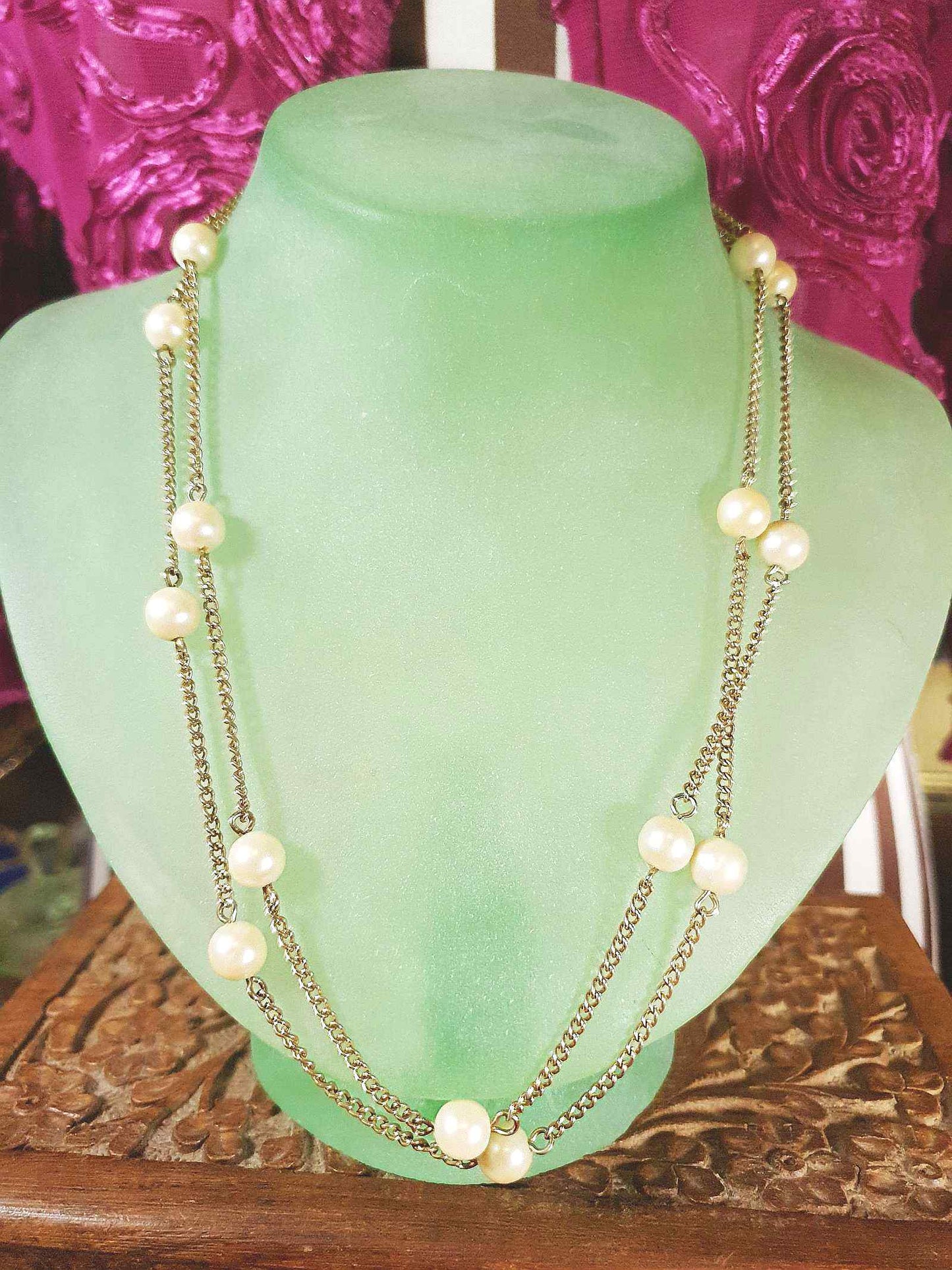 Vintage Sarah Coventry Faux Pearl Necklace Retro 1970s