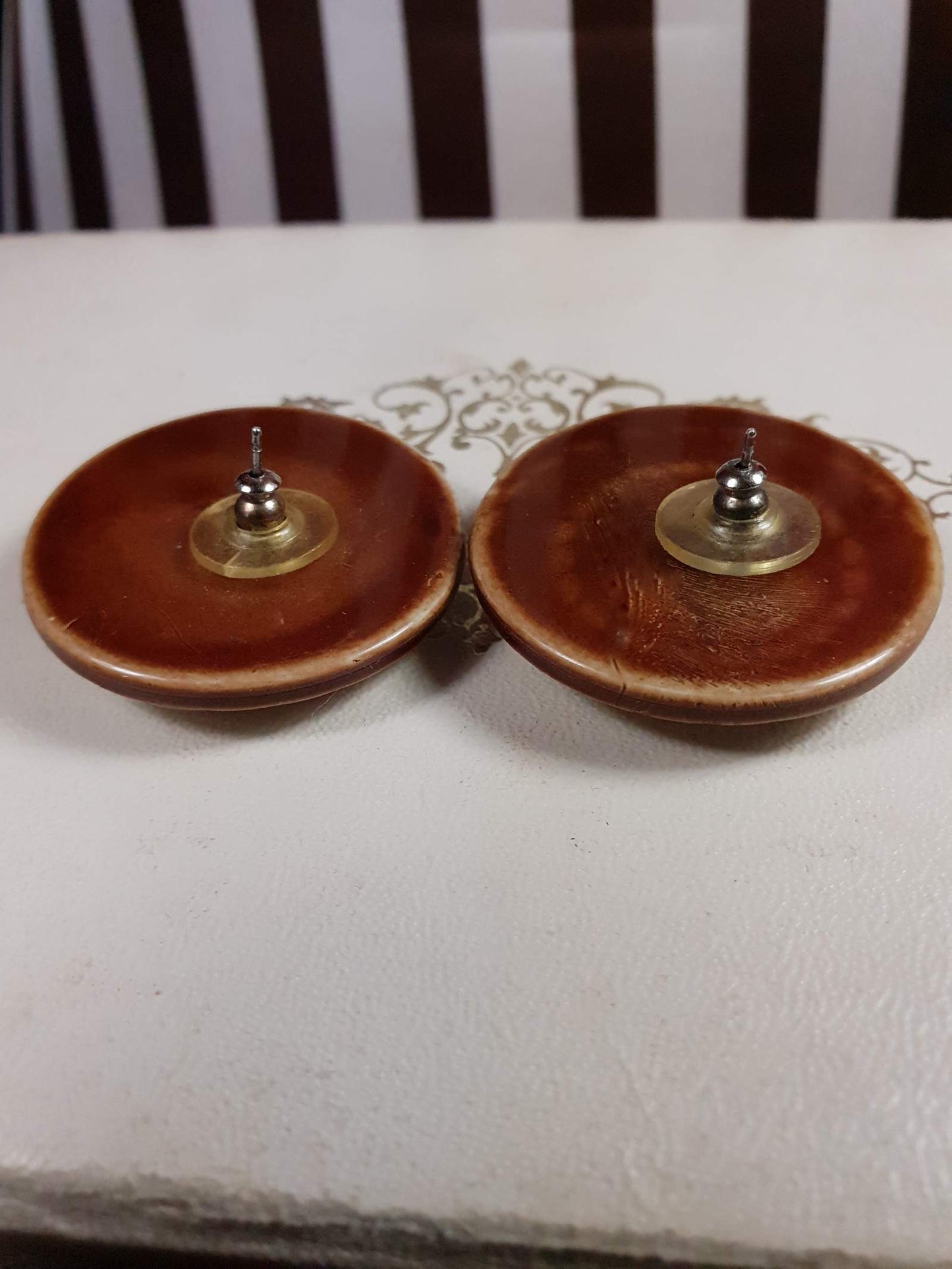 Vintage 1970s Circle Rope Earrings Round Retro Resin