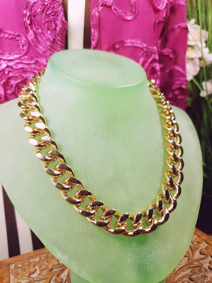 Vintage 1970s Curb Chain Choker Necklace 15" Gold Tone Retro