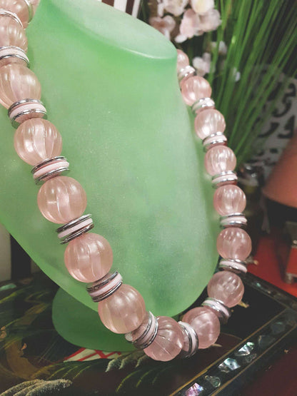 Vintage 1970s Pale Pink Bead Necklace Retro