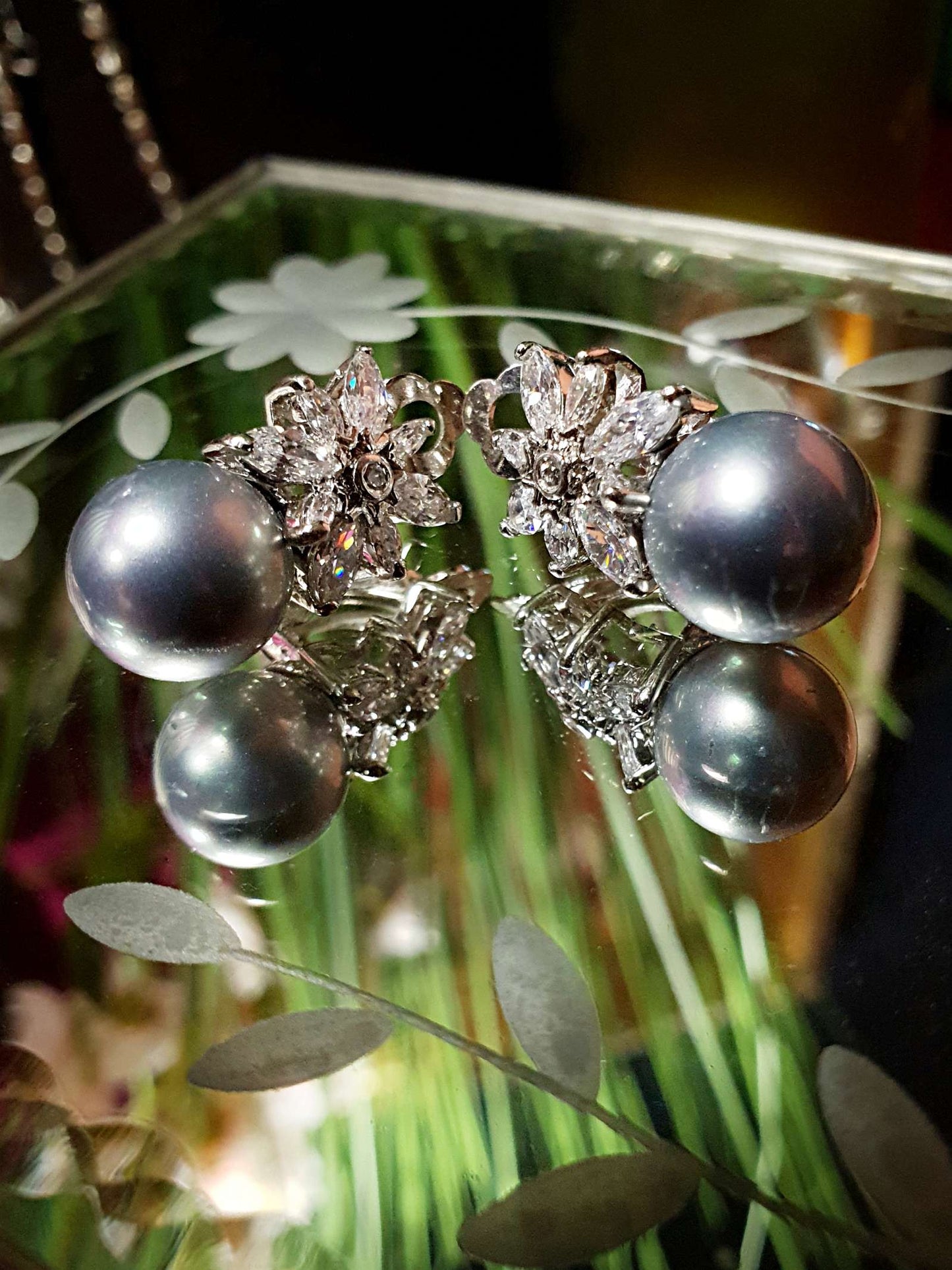 Vintage 1980s Grey Pearl Earrings Rhinestone Flower Clip Ons