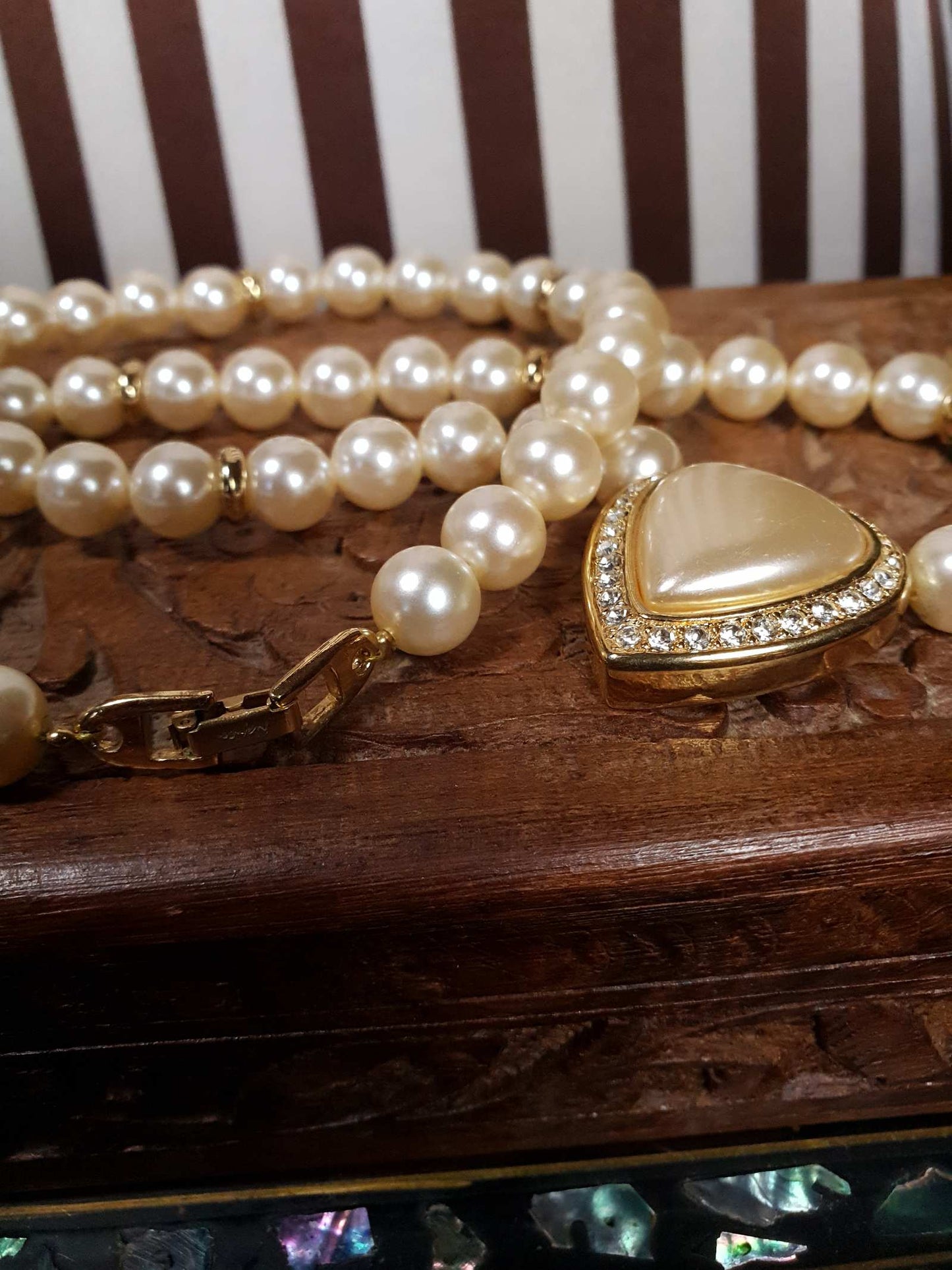 Vintage 1980s Napier Faux Pearl Necklace 24" Signed Gold Tone