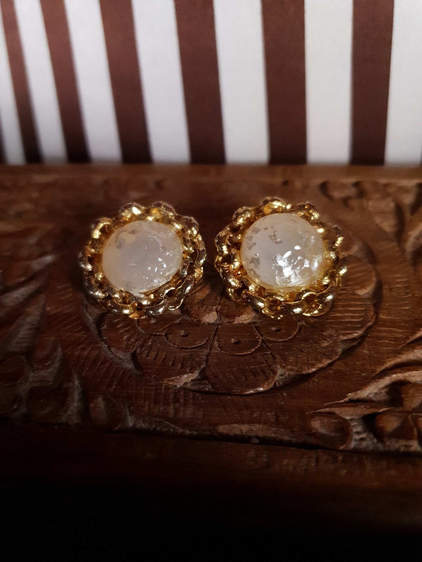 Vintage 1980s Round Clip On Earrings Sparkle Glass Gold Tone Cabochon Retro