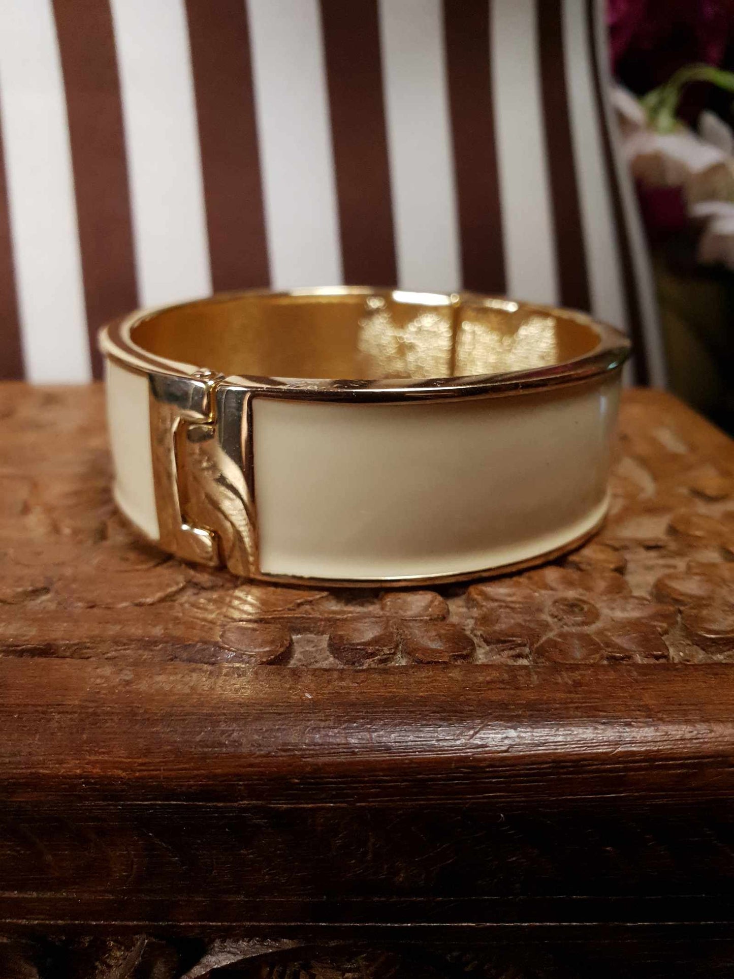 Vintage Cream Enamel Bangle Bracelet 1980s Gold Tone