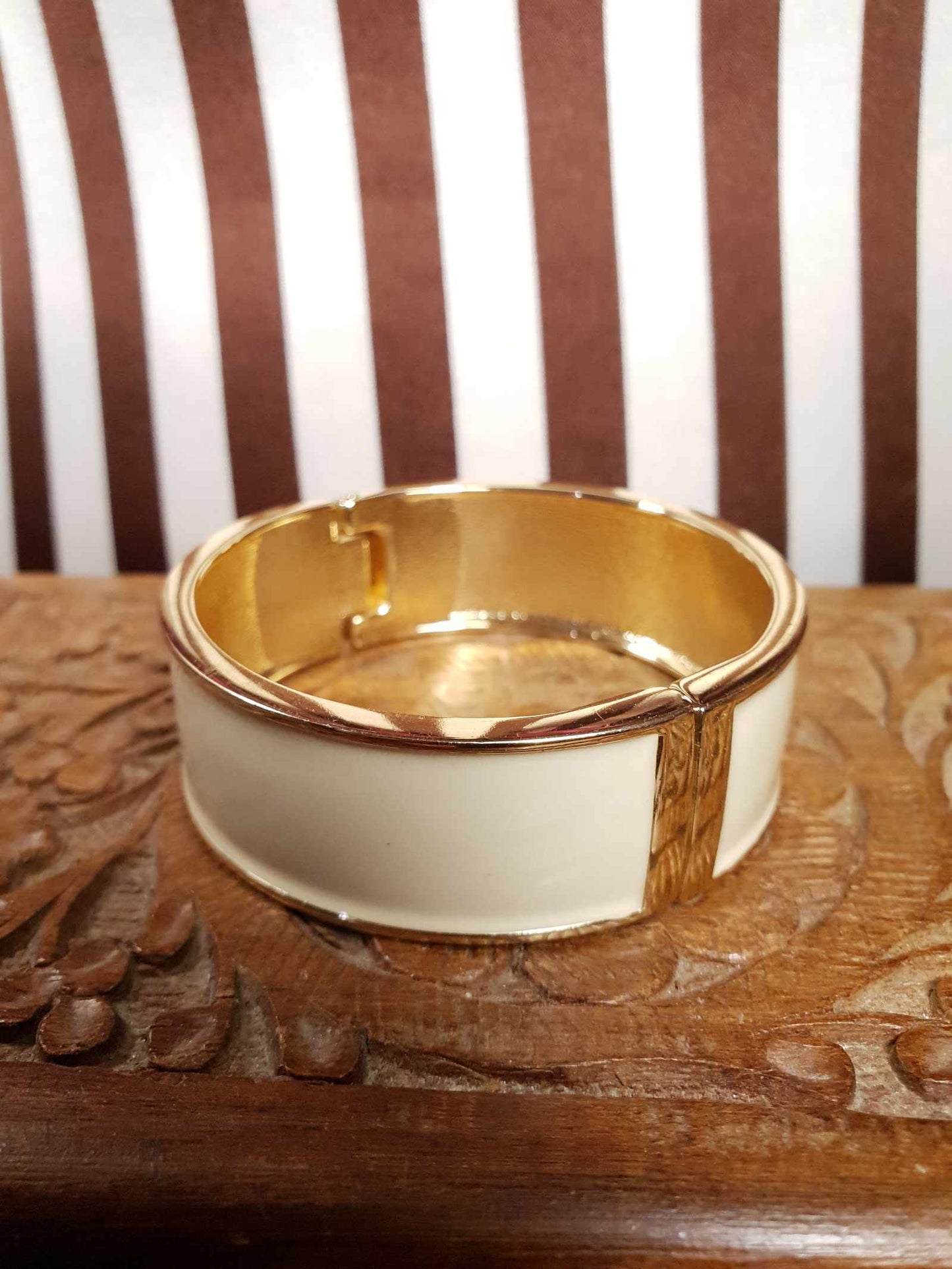 Vintage Cream Enamel Bangle Bracelet 1980s Gold Tone