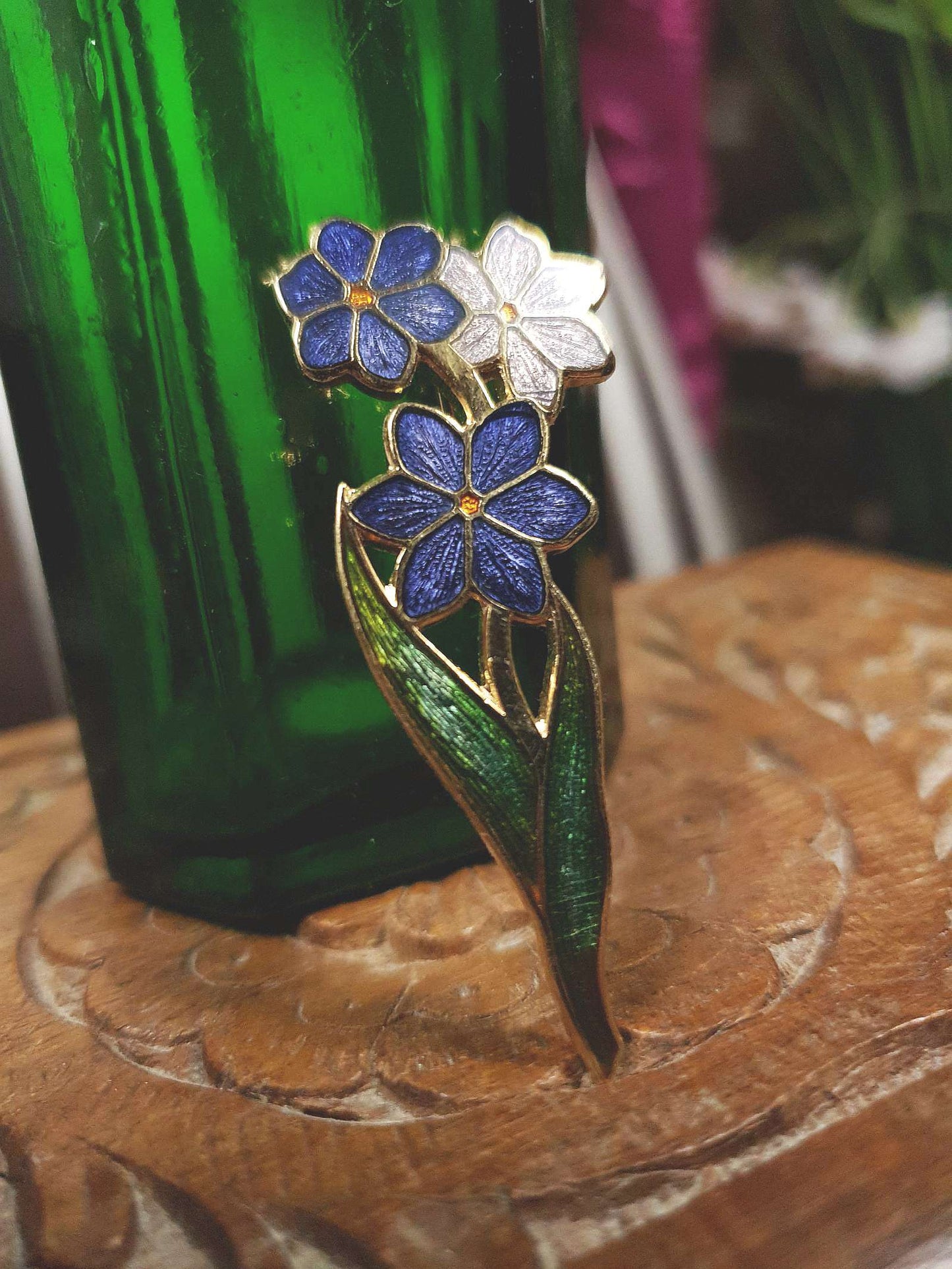 Vintage 1980s Floral Cloisonne Brooch Flower Gold Tone