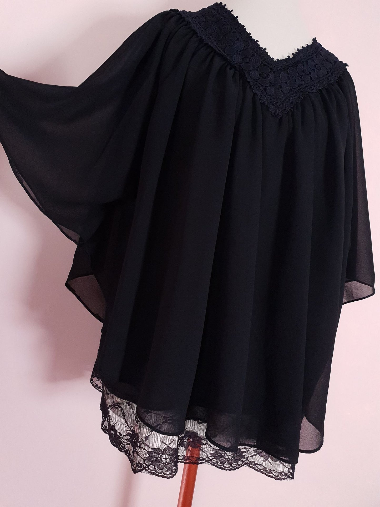 Vintage 90s Black Batwing Top Chiffon Lace Blouse Size 14 / 16