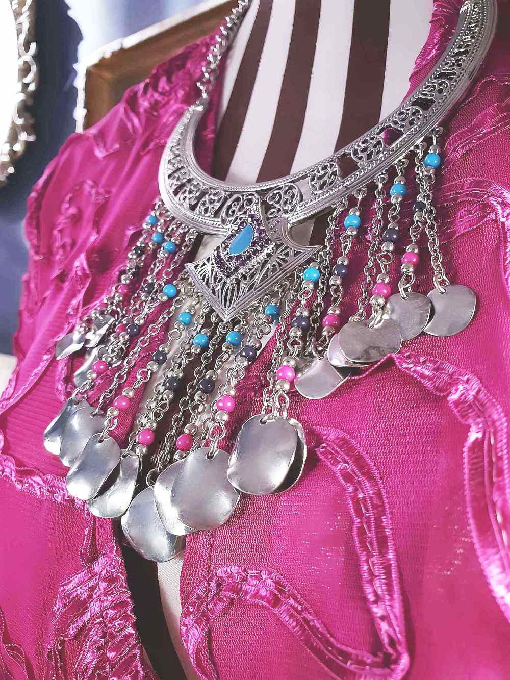 90s Vintage Boho Filagree Statement Necklace 21" Bohemian