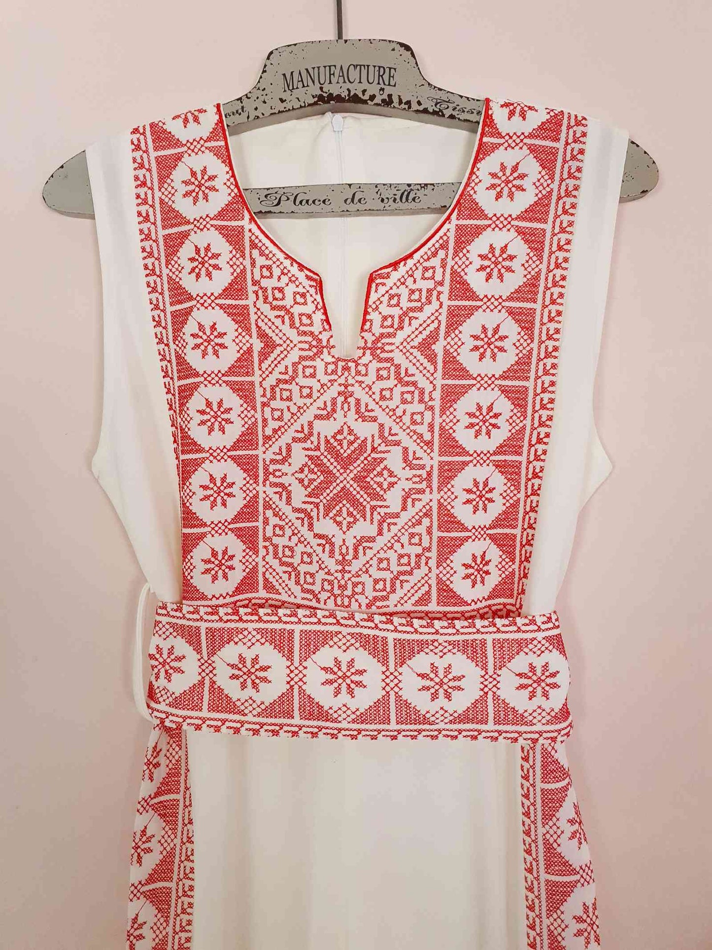 Vintage 90s Embroidered Jumpsuit Ladies Playsuit Cream Red Size 10 12