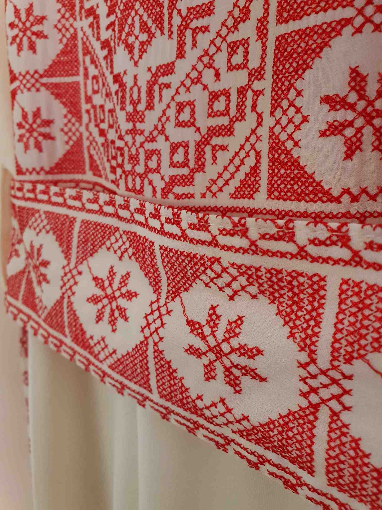 Vintage 90s Embroidered Jumpsuit Ladies Playsuit Cream Red Size 10 12