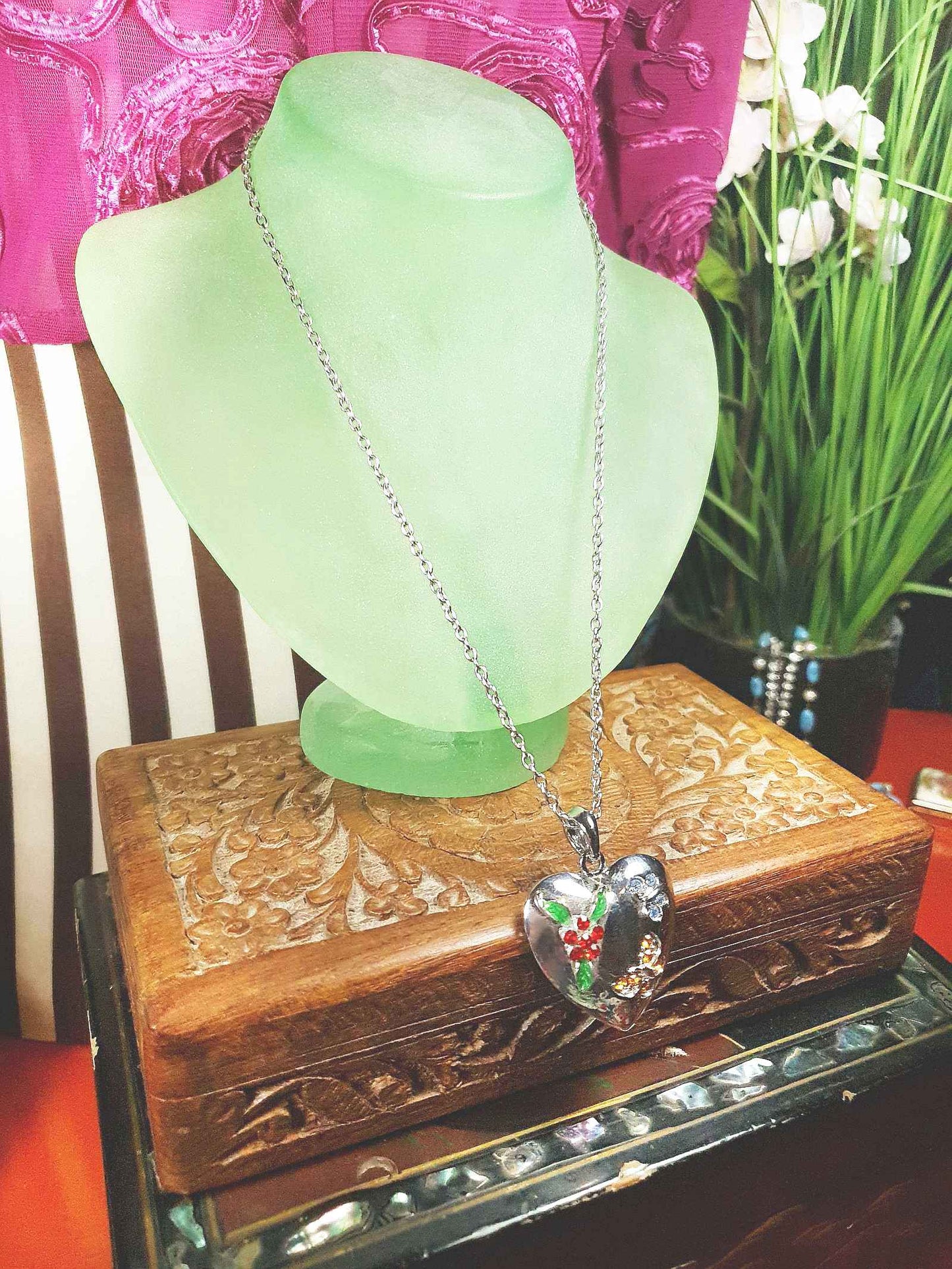 Vintage Heart Pendant Necklace Butterfly Rhinestone Floral Y2K
