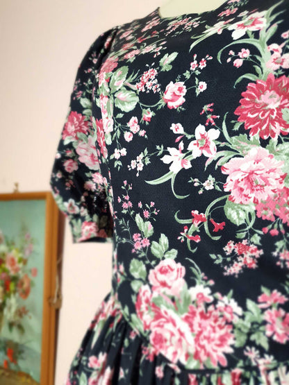 English Classics - 1980s Vintage Laura Ashley Floral Dress - Size 12