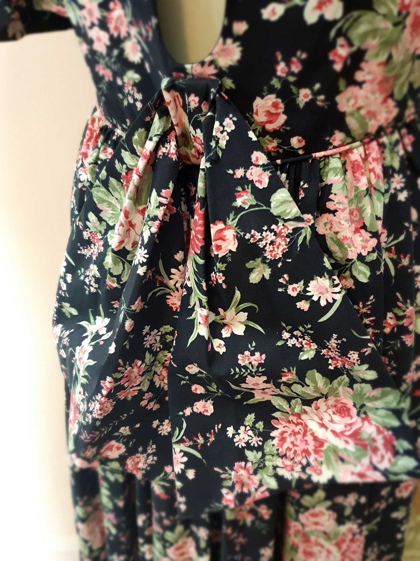 English Classics - 1980s Vintage Laura Ashley Floral Dress - Size 12