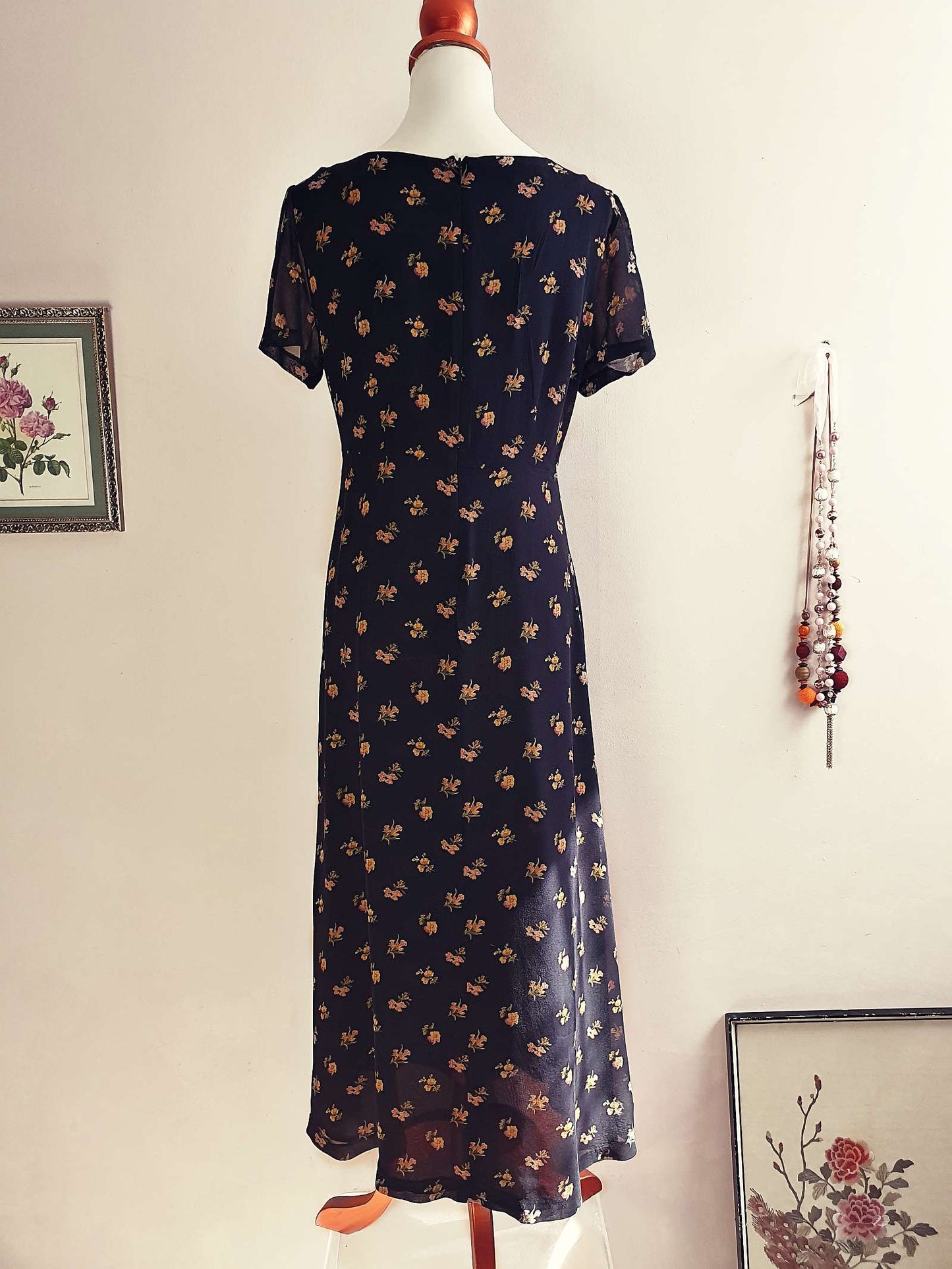 English Classics - Pre-Owned Laura Ashley Navy Blue Floral Silk Tea Dress - Size 10