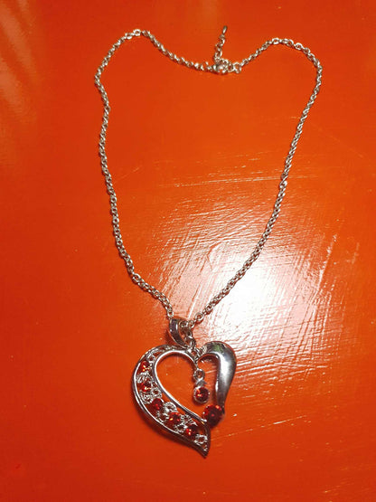 Vintage Red Rhinestone Heart Pendant Necklace Y2K