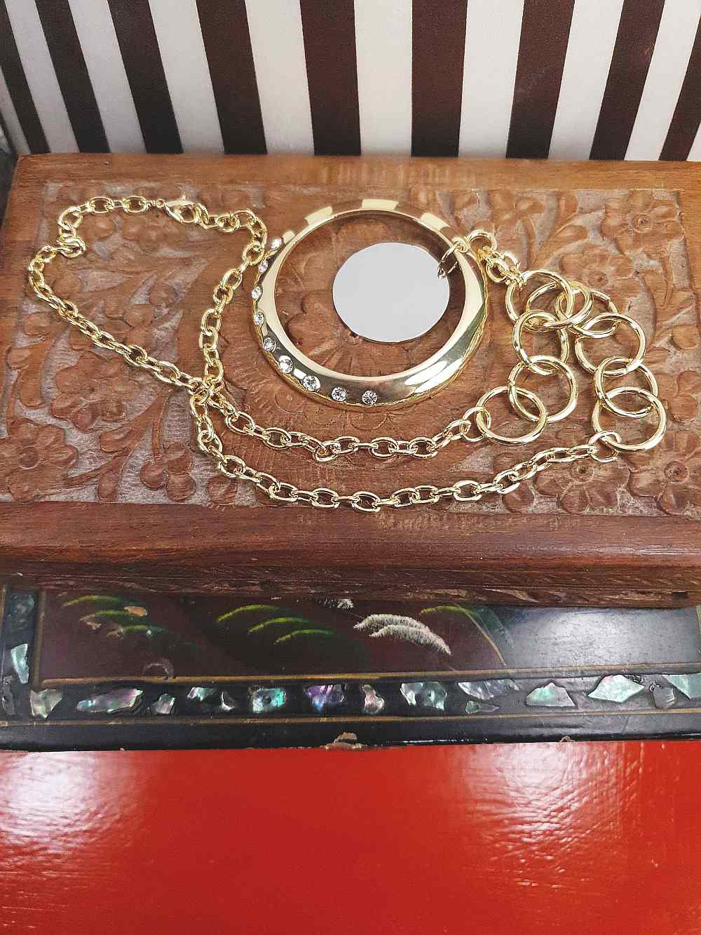 Vintage Circle Rhinestone Pendant Necklace Y2K