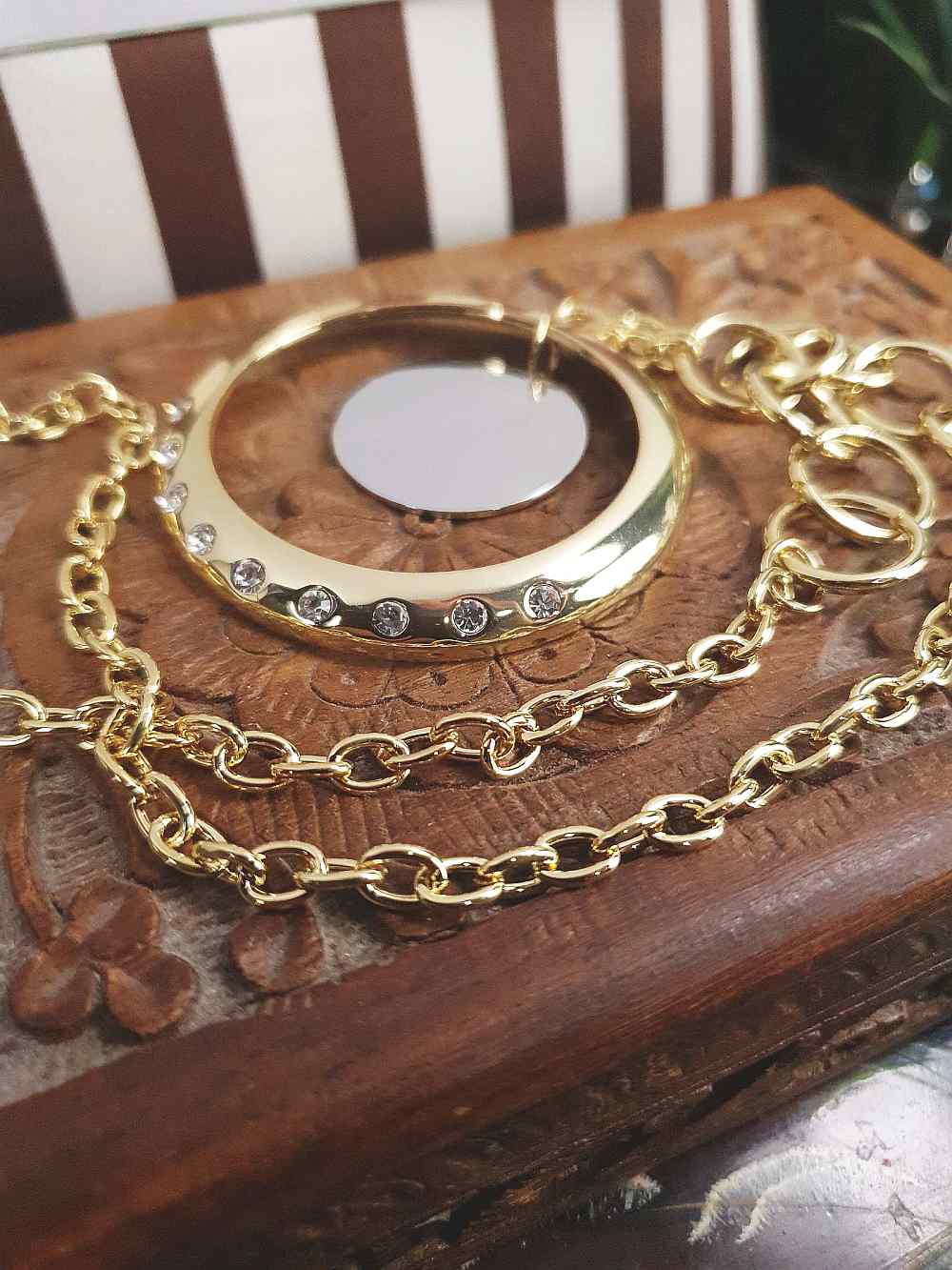 Vintage Circle Rhinestone Pendant Necklace Y2K