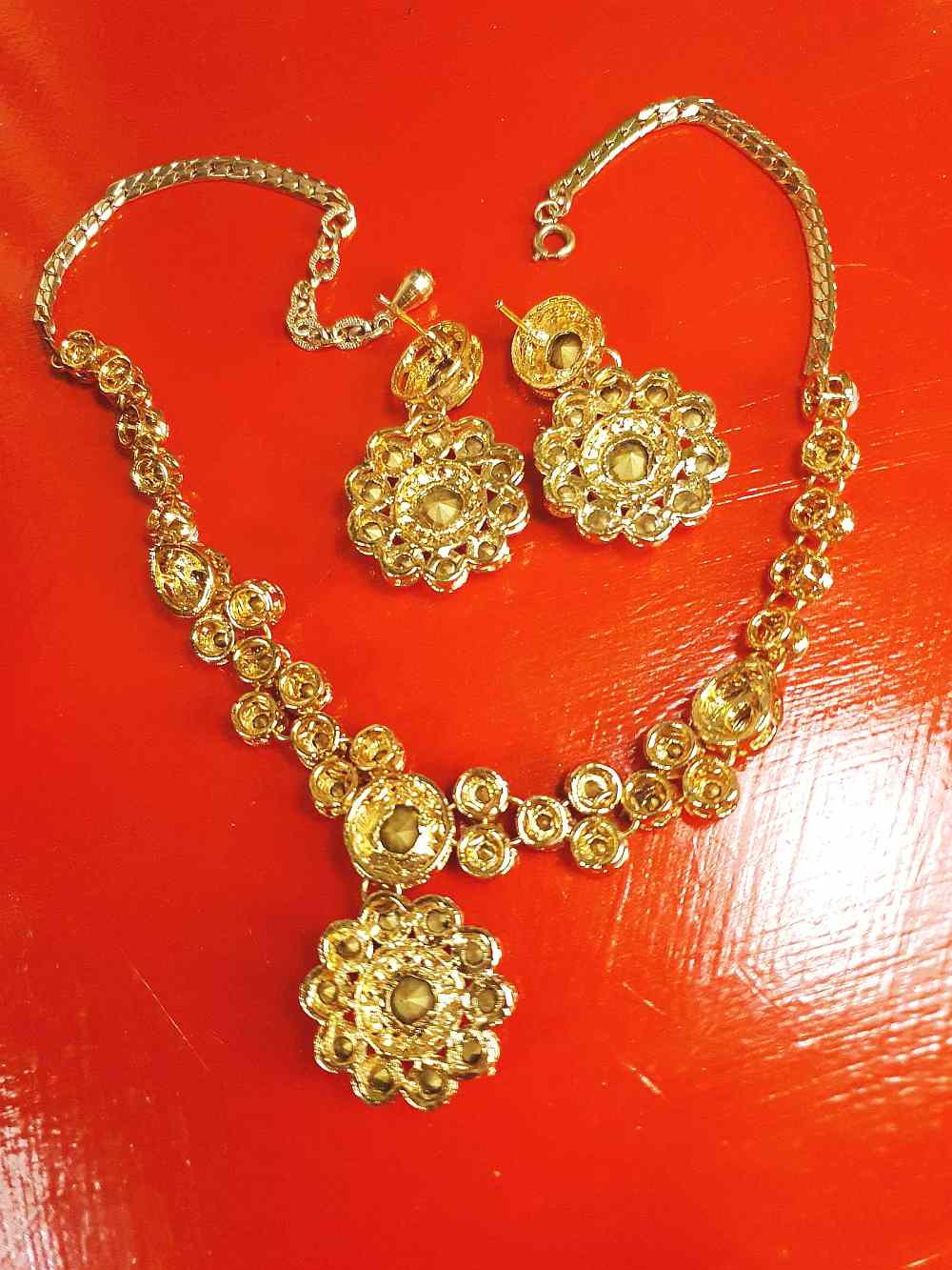 Vintage 1980s Rhinestone Necklace Earrings Set Demi Parure Clear Green Red