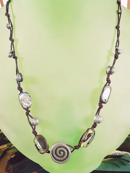 Vintage 1970s Sterling Silver Necklace 16.5" Artisan Abalone Shell Boho Bohemian Choker 925