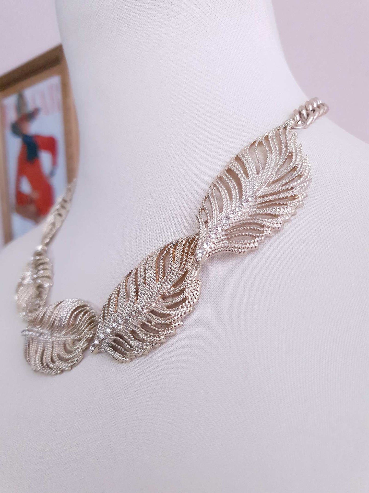 Pre-Loved Y2K Fabulous Diamante Sculptured Leaf Necklace
