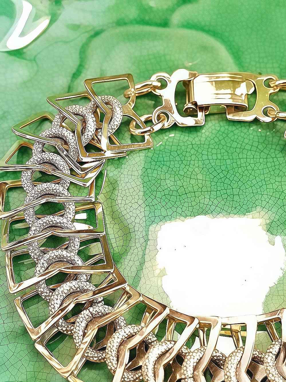 Vintage 1950s Gold-Tone Metal Link Bracelet - Mid-Century Modern Retro MCM