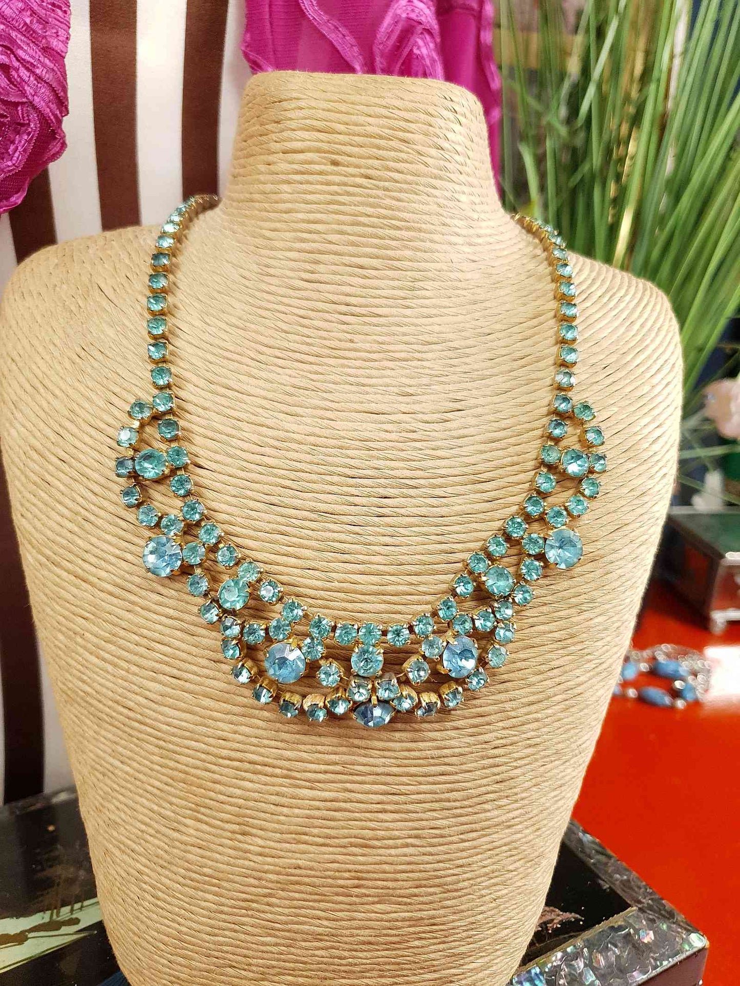 Vintage 1940s Blue Rhinestone Necklace Choker