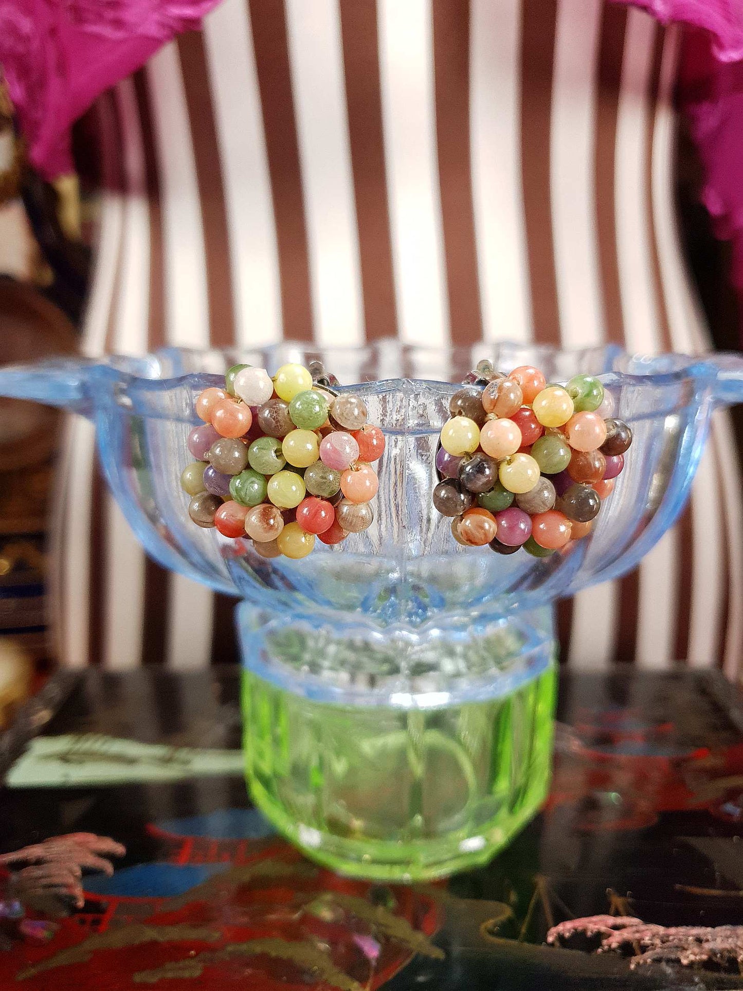 Vintage 1940s Resin Cluster Earrings Clip-On Multi-Coloured