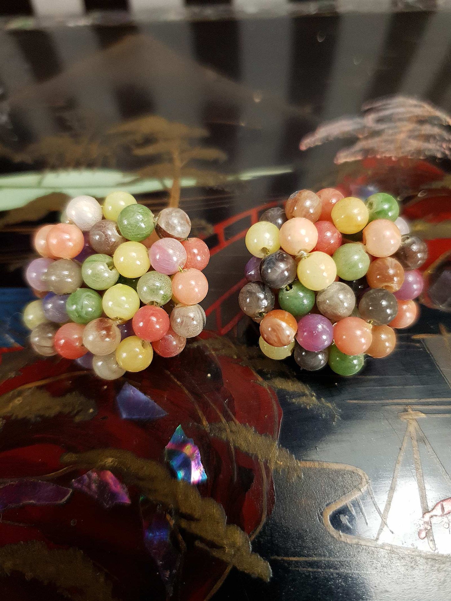Vintage 1940s Resin Cluster Earrings Clip-On Multi-Coloured