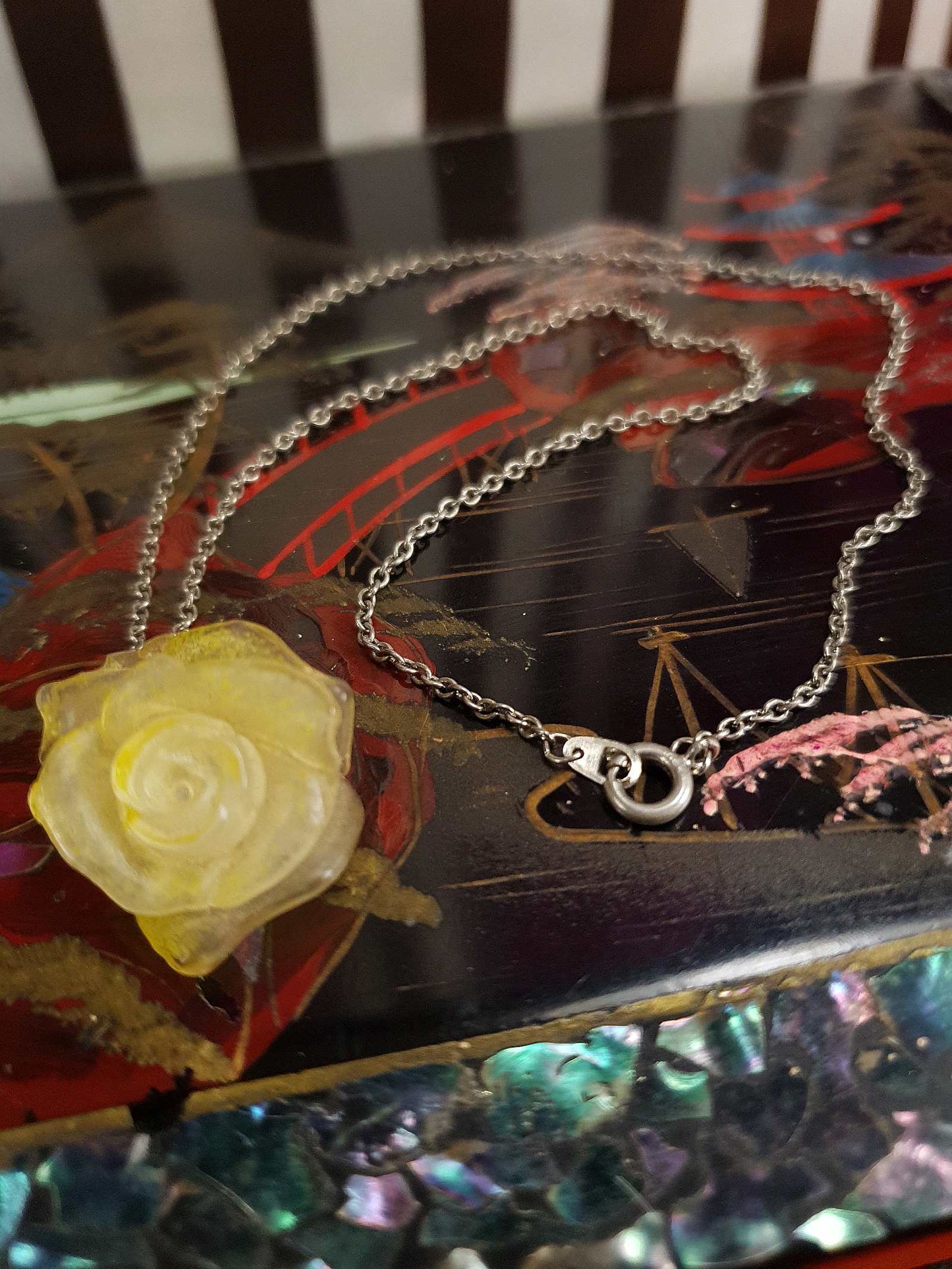 Vintage 1940s Lucite Yellow Rose Pendant Necklace Choker Flower Floral