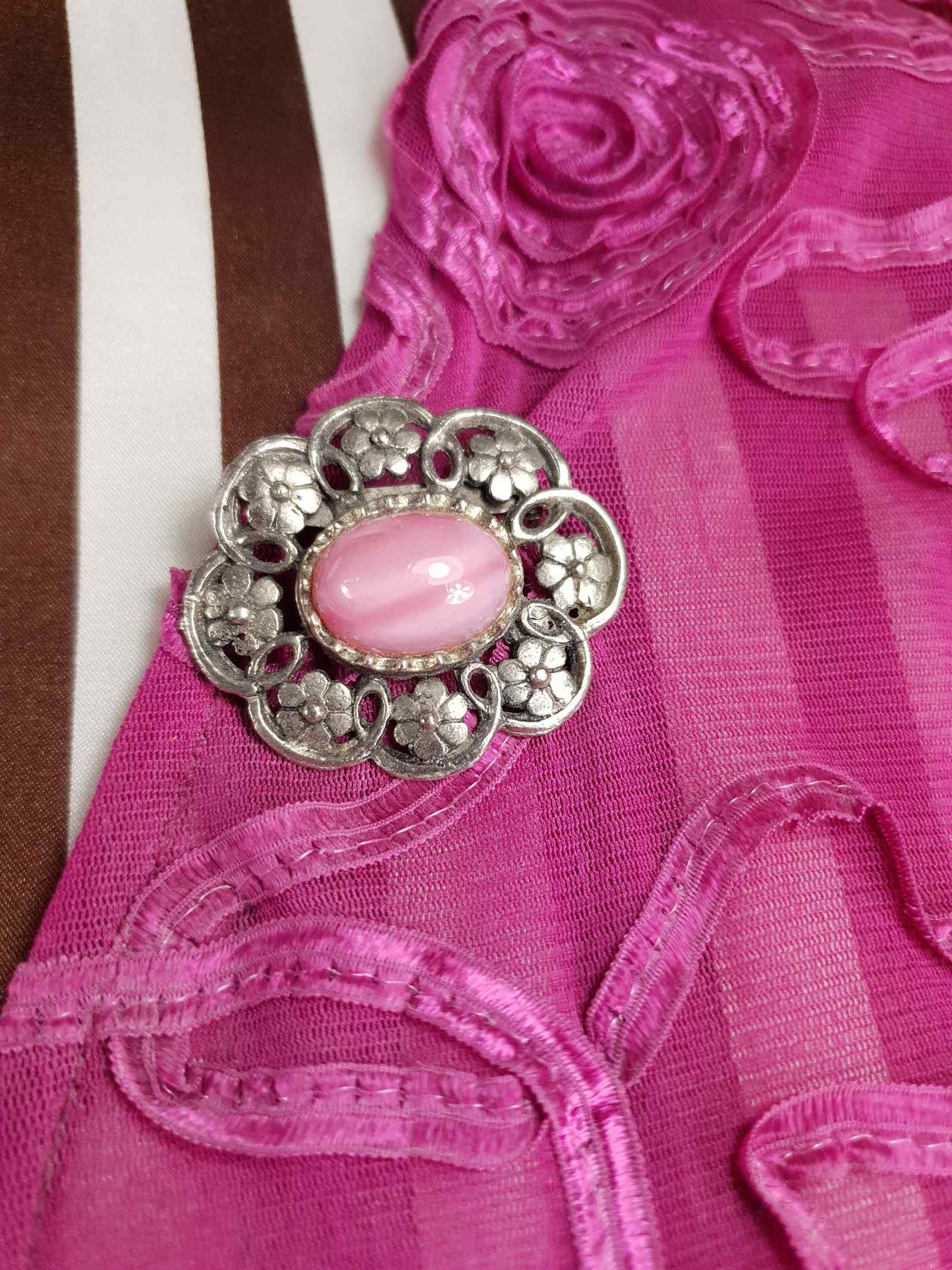 Vintage 1950s Pink Glass Floral Brooch Silver Tone Retro