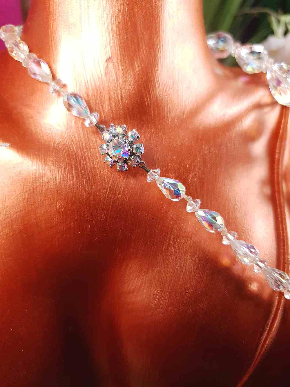 Vintage 1960s Aurora Borealis Crystal Glass Necklace Choker 16" Briolette