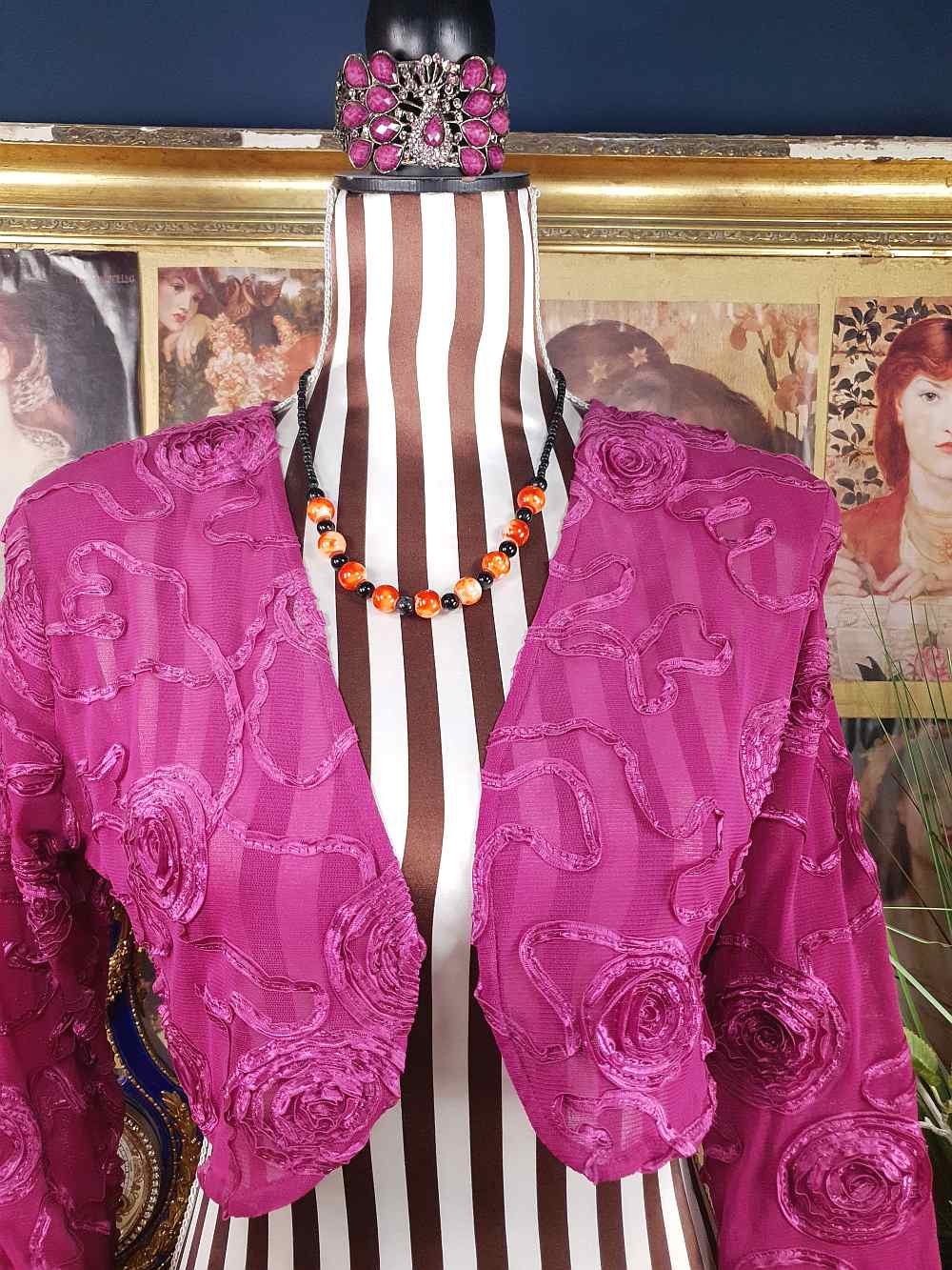 Vintage 1960s Black Orange Marbled Glass Necklace