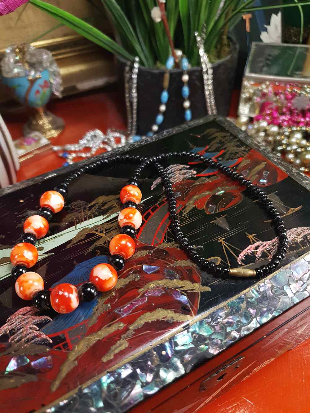 Vintage 1960s Black Orange Marbled Glass Necklace