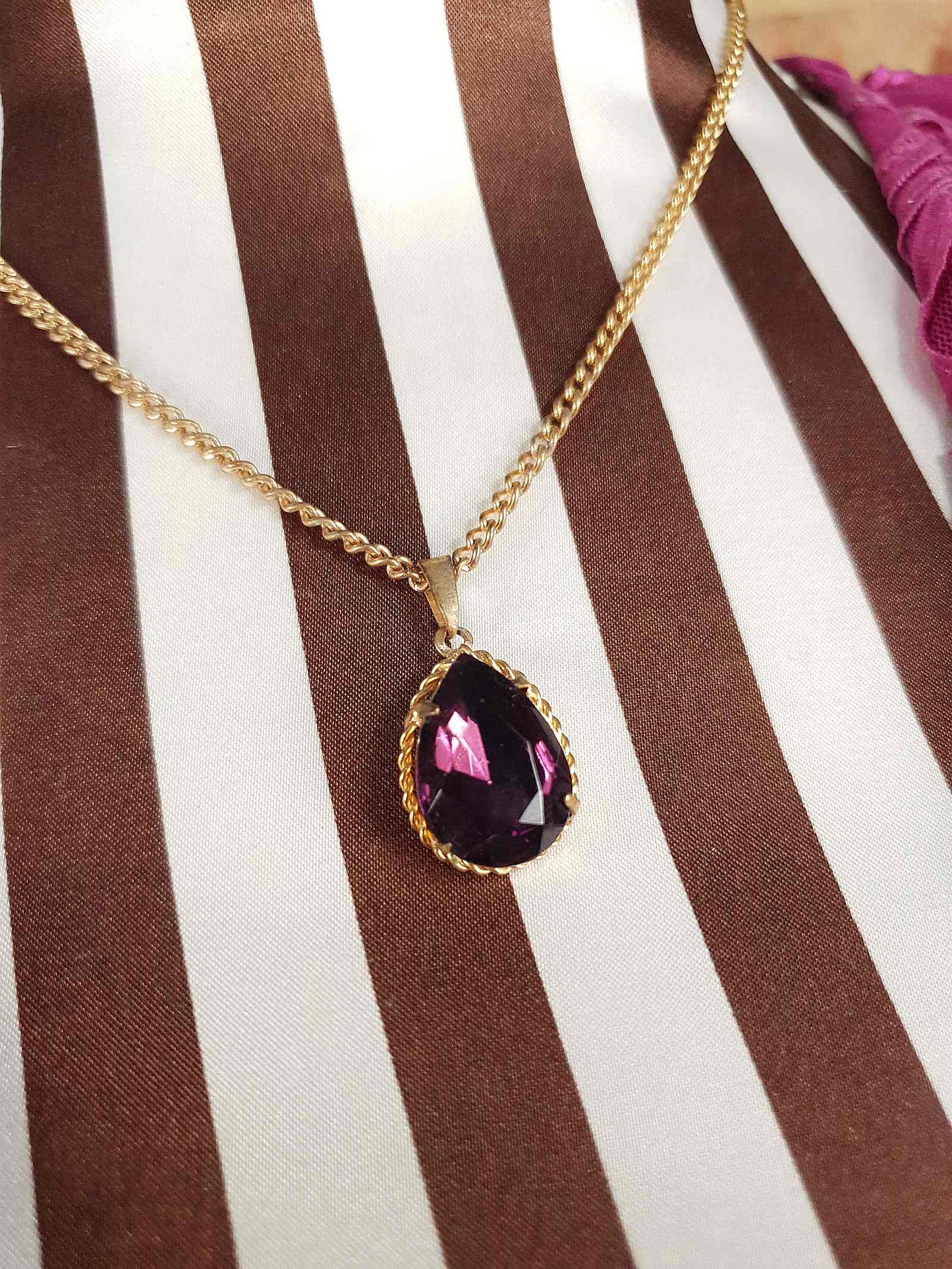 Vintage 1960s Purple Rhinestone Pendant Necklace Gold Tone