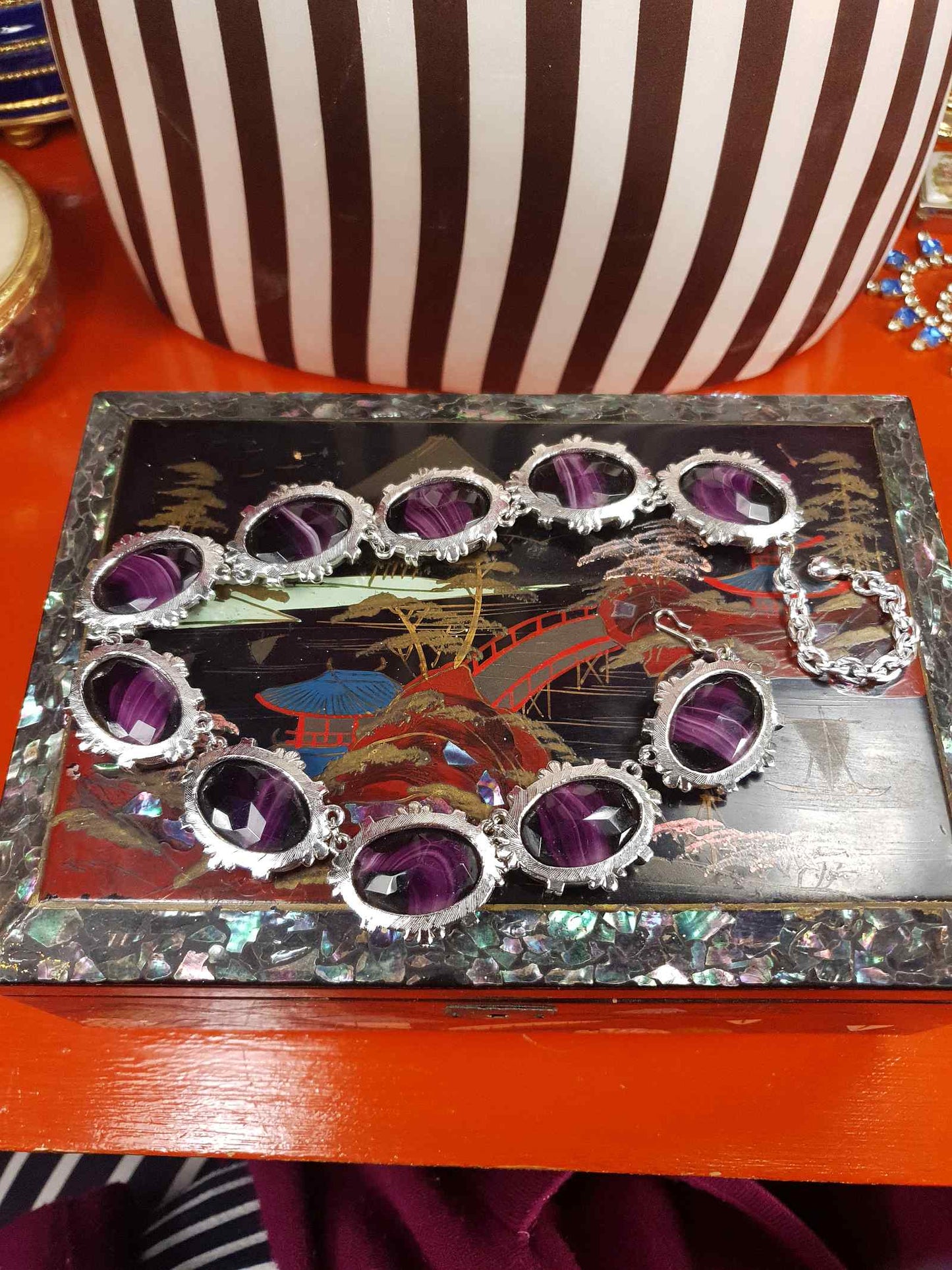 Vintage 1960s Purple Art Glass Sphinx Necklace