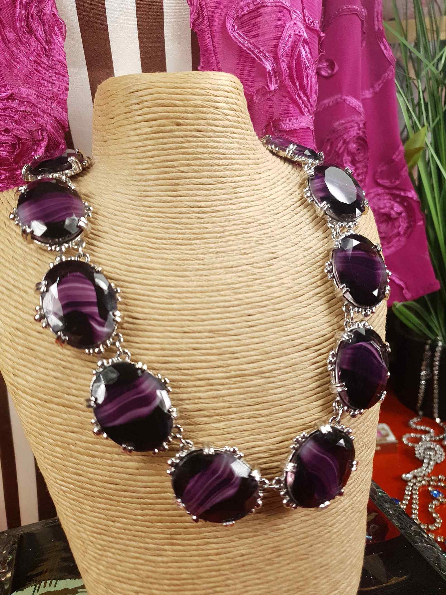 Vintage 1960s Purple Art Glass Sphinx Necklace